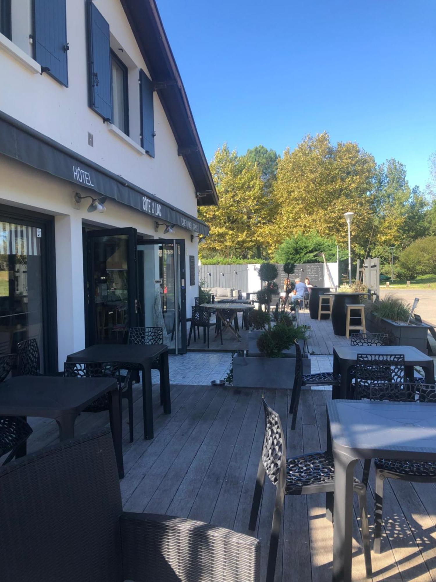 Hotel Cote Et Lac Biscarrosse Exteriör bild